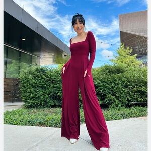 Asymmetric One-Shoulder Wide-Leg Jumpsuit in Wine